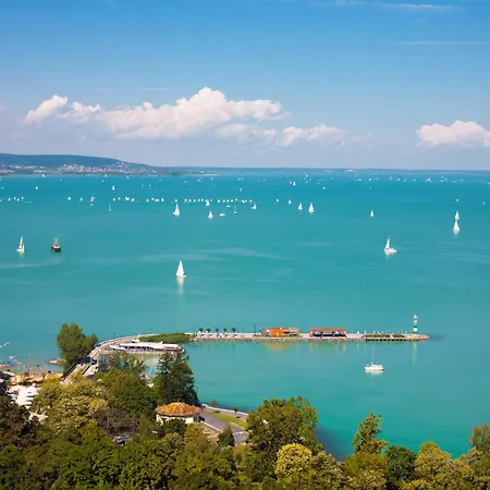 In - Balaton 54365 Apartman *