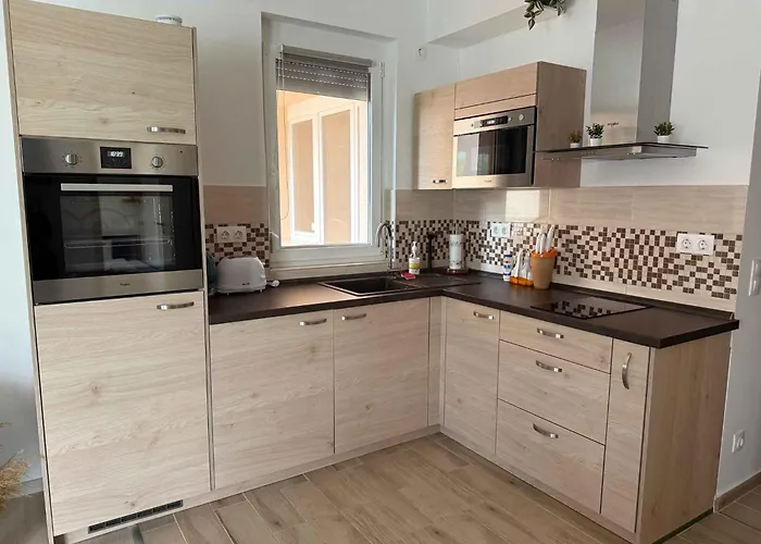 In - Balaton 54365 Apartament *